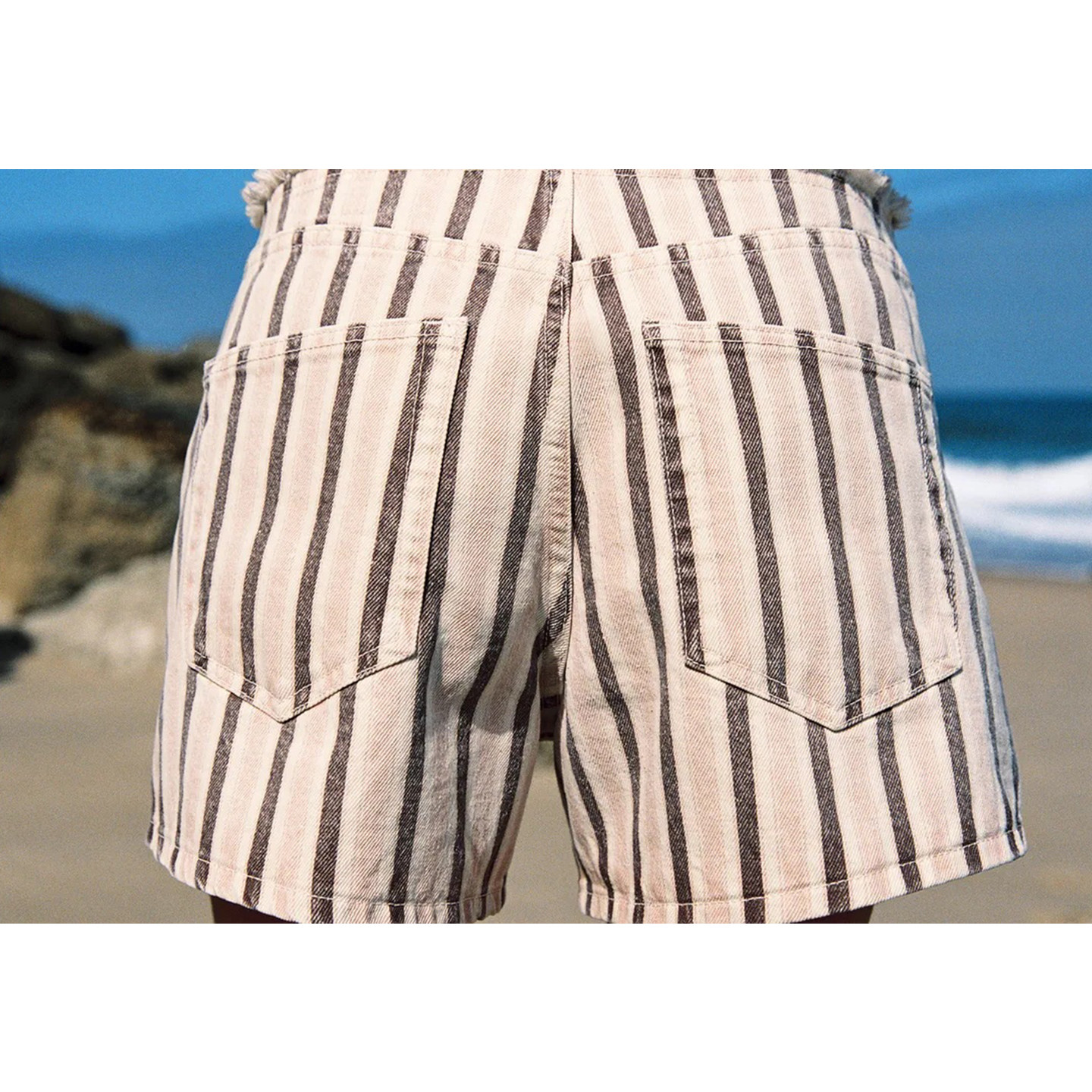 Shorts in denim a vita bassa c - Shorts Denim Frayed recensione e prezzo